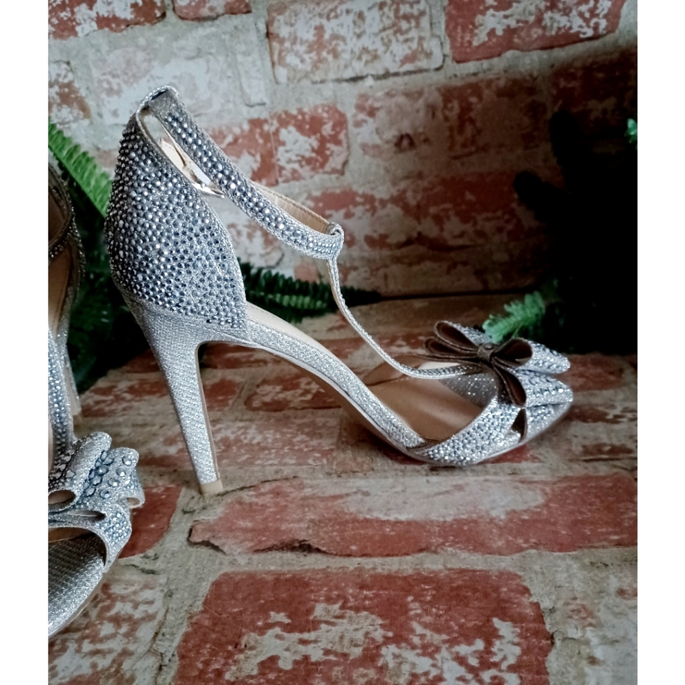 Kate Preston Lula Rhinestone Bow Ankle Sandal - Picture 12 of 16